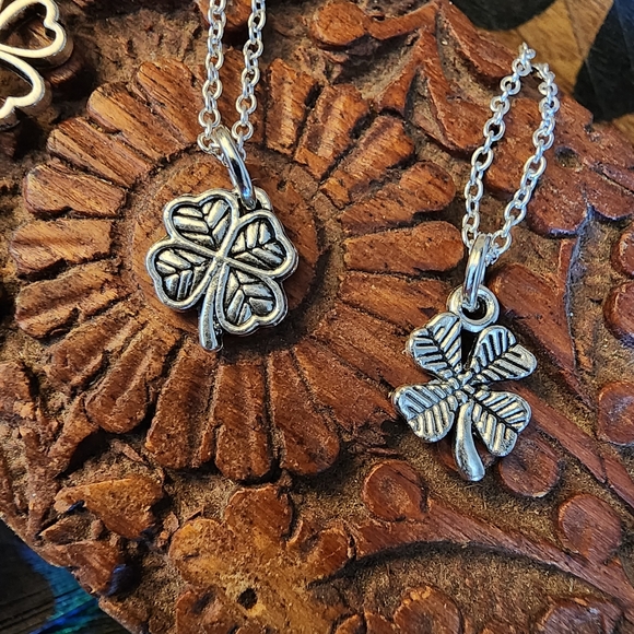 Dainty 4 Leaf Clover 925 Silver Necklace St Patricks Day Irish Shamrock Pendant - Picture 12 of 16